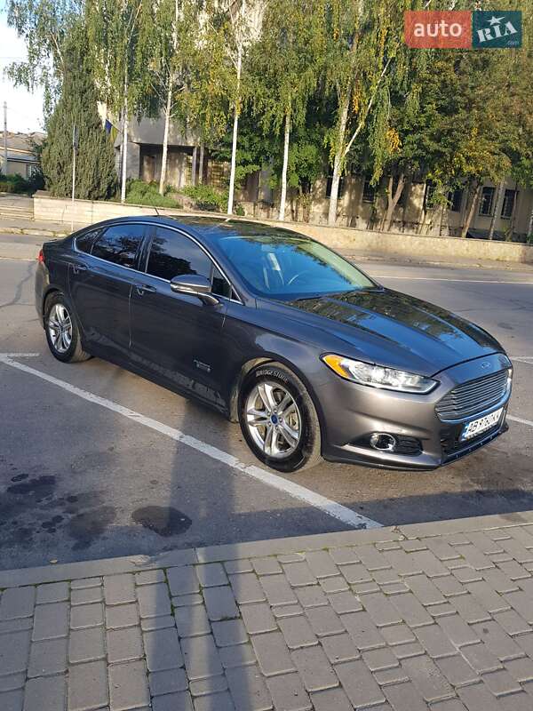 Седан Ford Fusion 2015 в Могилев-Подольске