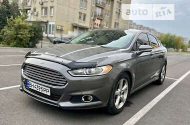 Седан Ford Fusion 2013 в Днепре