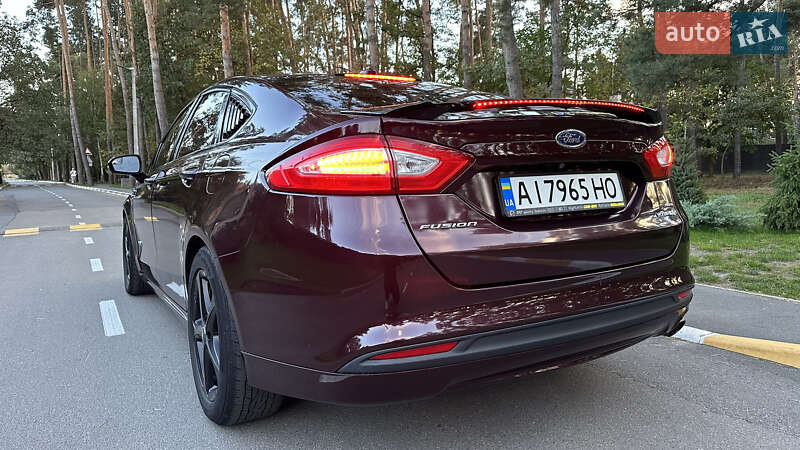 Седан Ford Fusion 2013 в Києві фото 10 Седан Ford Fusion 2013 в Києві