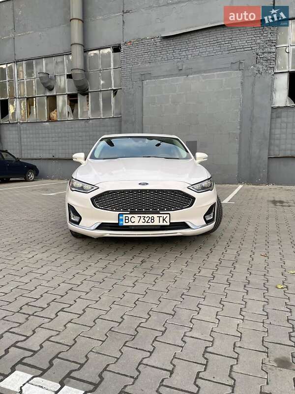 Седан Ford Fusion 2019 в Ивано-Франковске