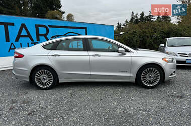 Седан Ford Fusion 2014 в 
