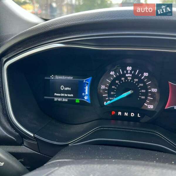 Седан Ford Fusion 2019 в Львове