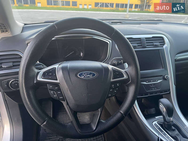 Седан Ford Fusion 2014 в Чернівцях фото 7 Седан Ford Fusion 2014 в Чернівцях