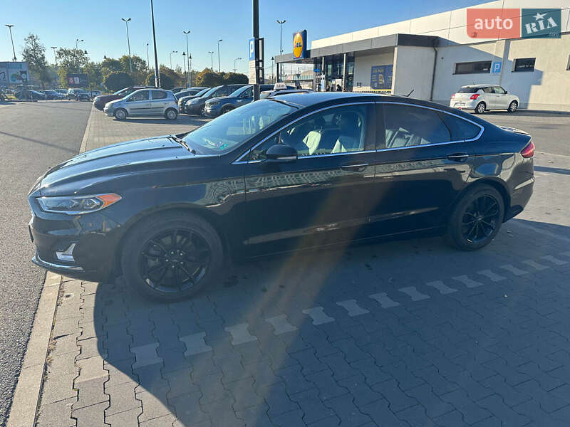 Седан Ford Fusion 2019 в Києві