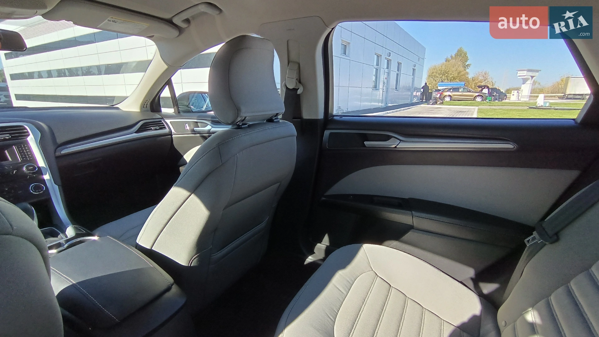 2015 Ford Fusion - мініатюра 45