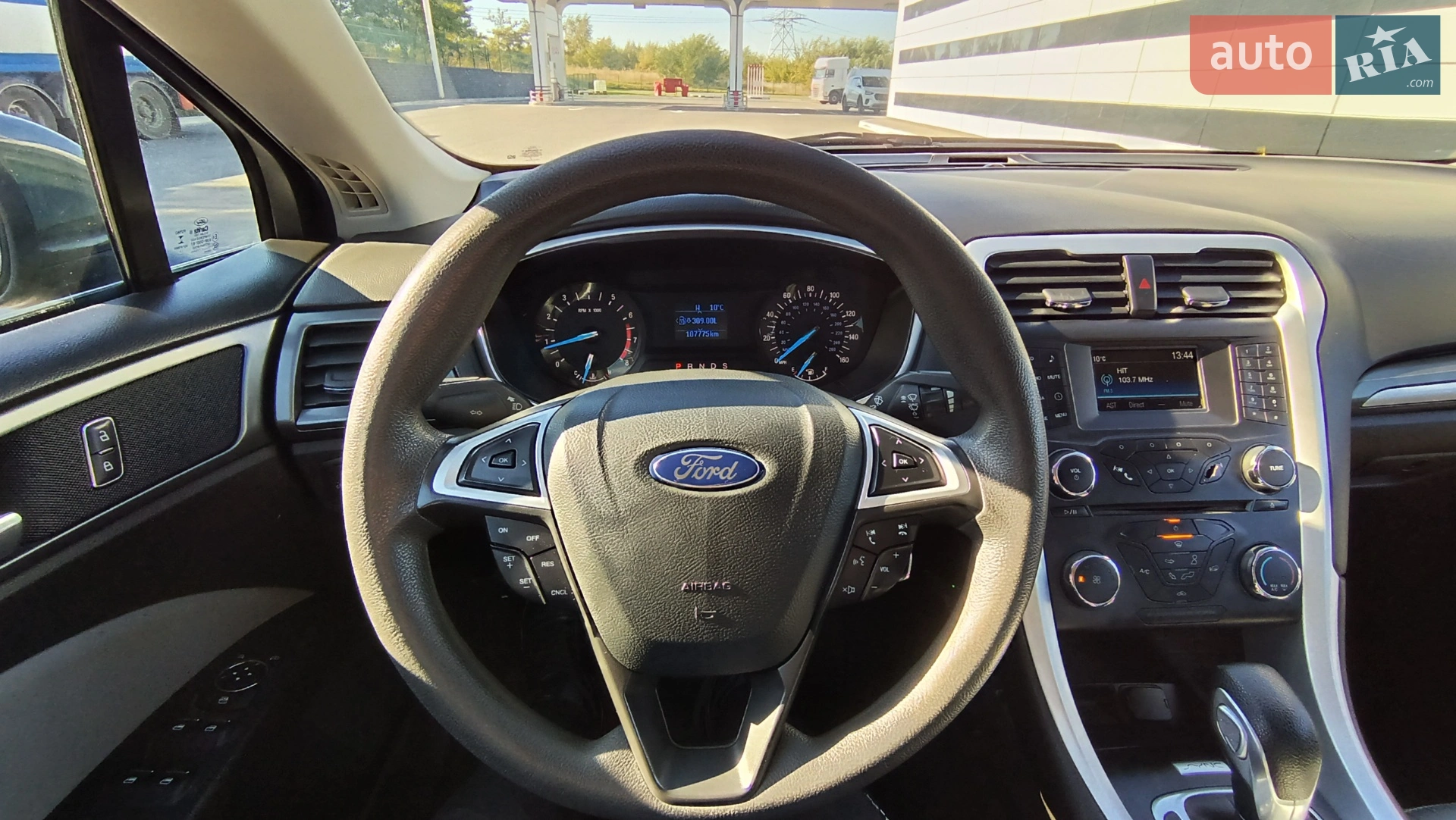 2015 Ford Fusion - мініатюра 28