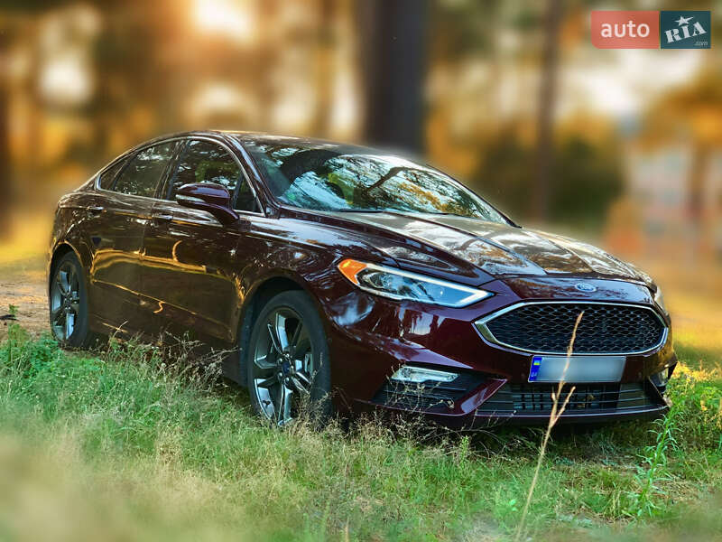 Седан Ford Fusion 2016 в Киеве