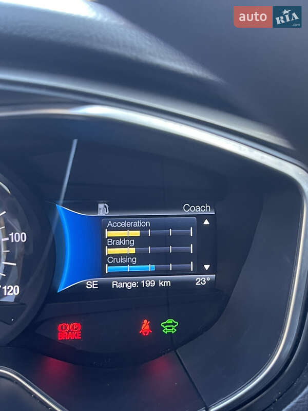 Седан Ford Fusion 2016 в Тараще