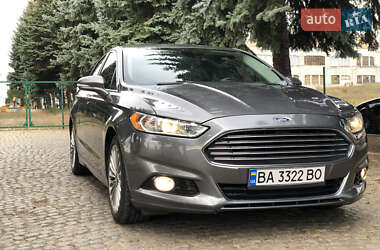 Седан Ford Fusion 2013 в 