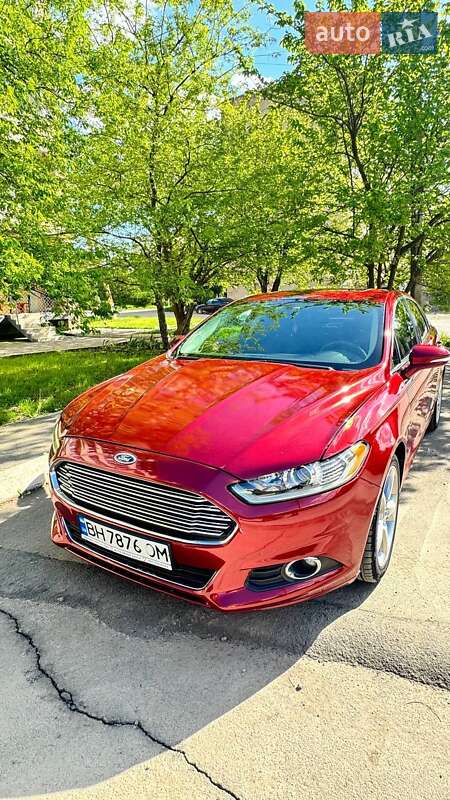 Седан Ford Fusion 2014 в 