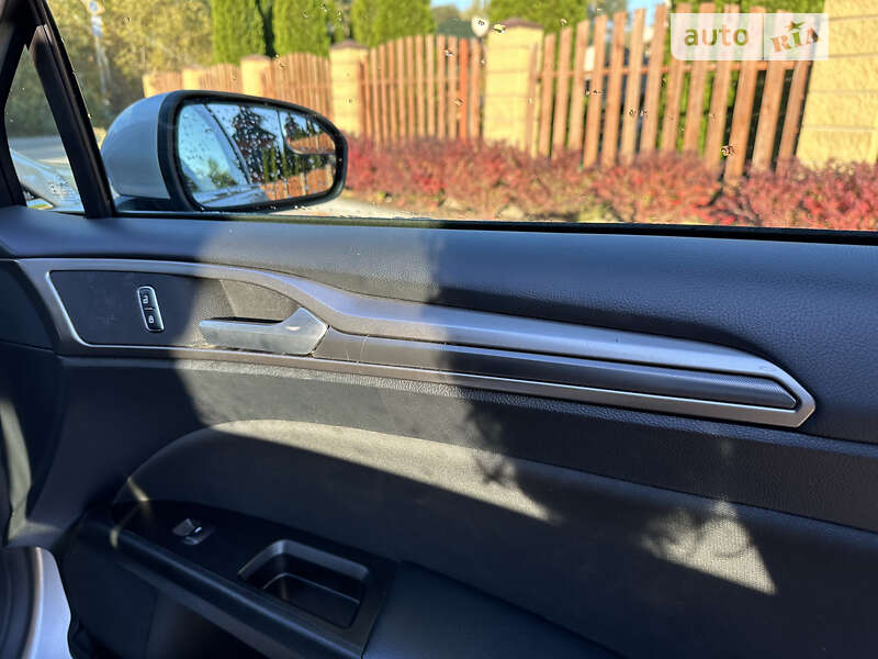 Седан Ford Fusion 2017 в Днепре