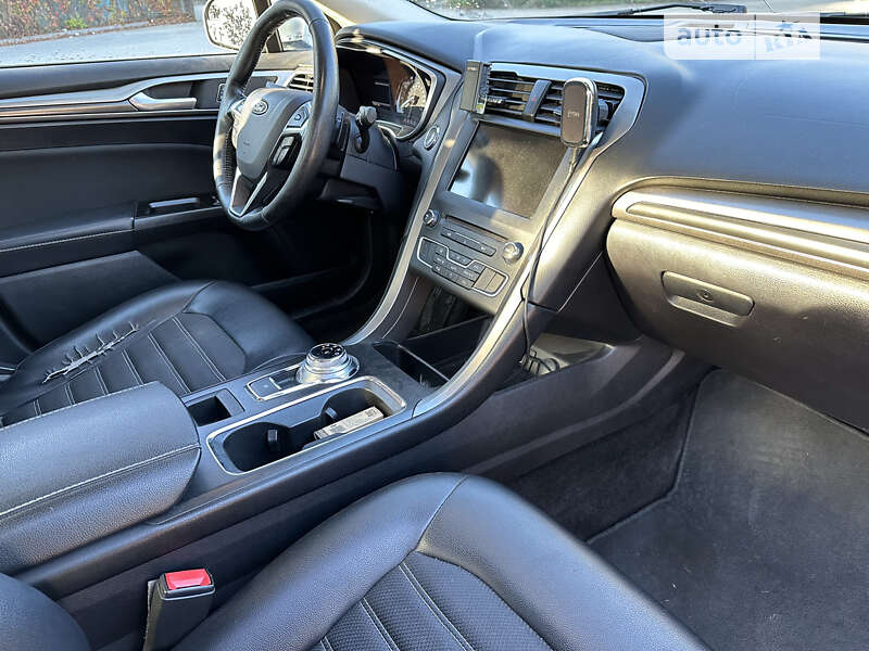 Седан Ford Fusion 2017 в Днепре