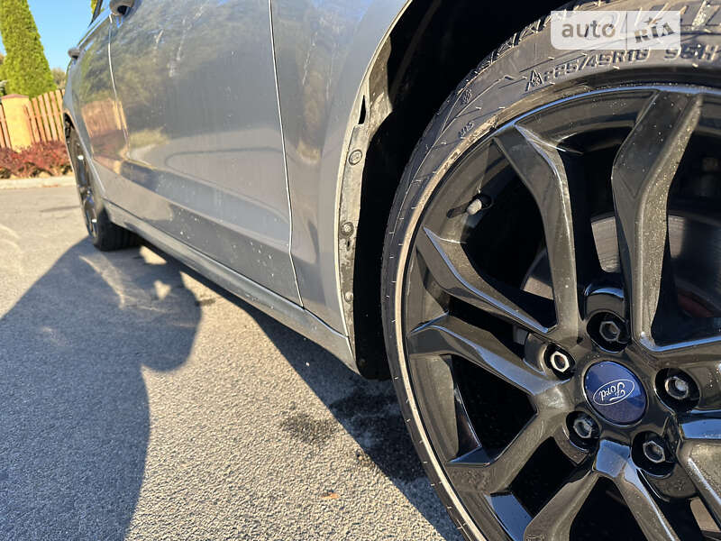 Седан Ford Fusion 2017 в Днепре