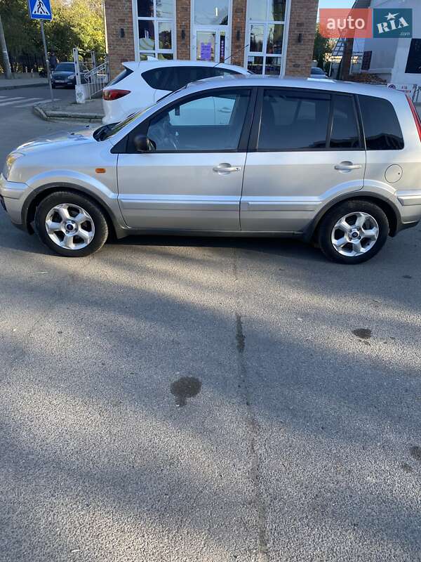 Хэтчбек Ford Fusion 2008 в Ивано-Франковске