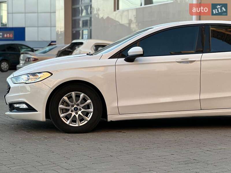 Седан Ford Fusion 2016 в Одессе