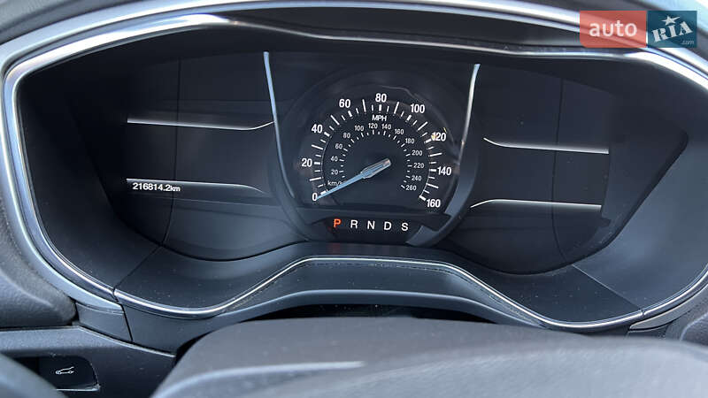 Седан Ford Fusion 2015 в Южном