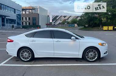 Седан Ford Fusion 2016 в Киеве