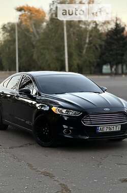 Седан Ford Fusion 2013 в Доброполье