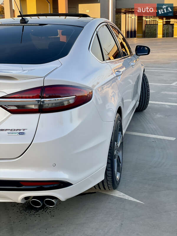 Седан Ford Fusion 2016 в Киеве