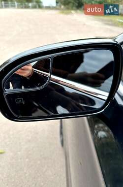 Седан Ford Fusion 2015 в 