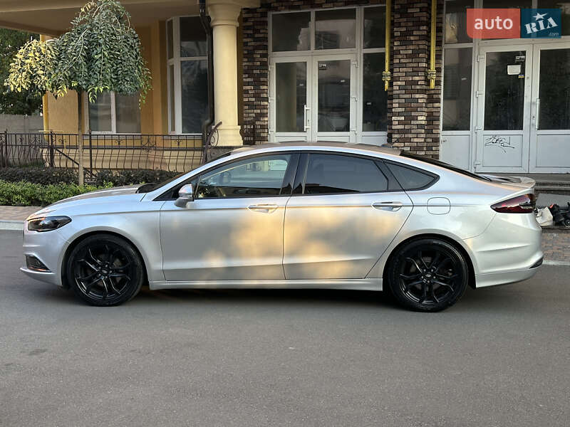 Седан Ford Fusion 2016 в Киеве фото 4 Седан Ford Fusion 2016 в Киеве