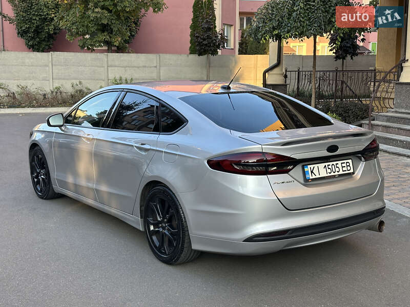 Седан Ford Fusion 2016 в Киеве фото 8 Седан Ford Fusion 2016 в Киеве