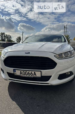 Седан Ford Fusion 2015 в Дніпрі