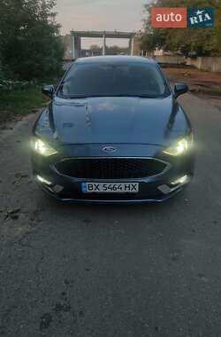Седан Ford Fusion 2018 в 