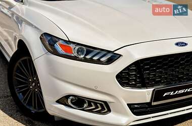 Седан Ford Fusion 2014 в 