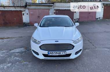 Седан Ford Fusion 2013 в Чернігові