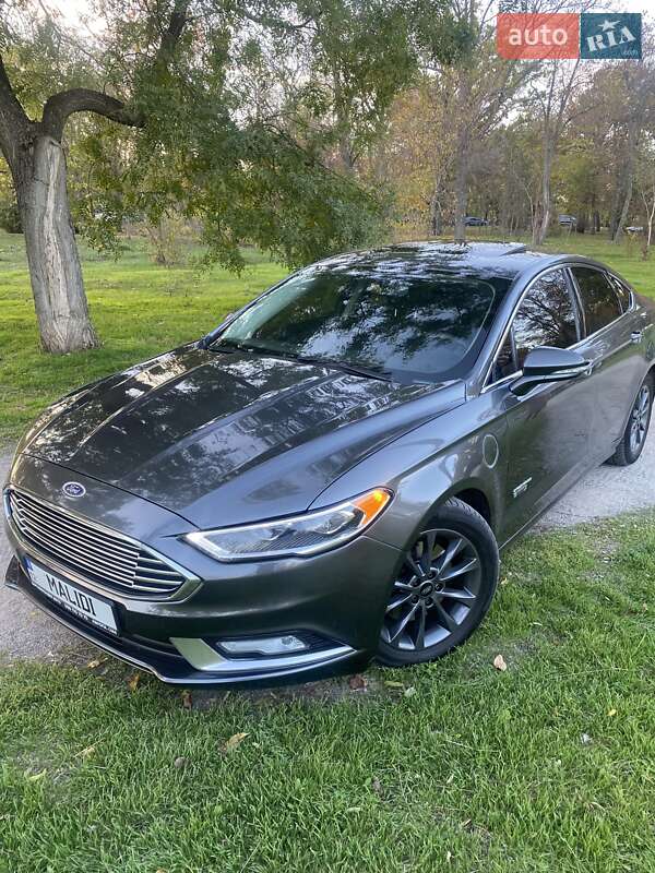 Седан Ford Fusion 2016 в Кропивницком