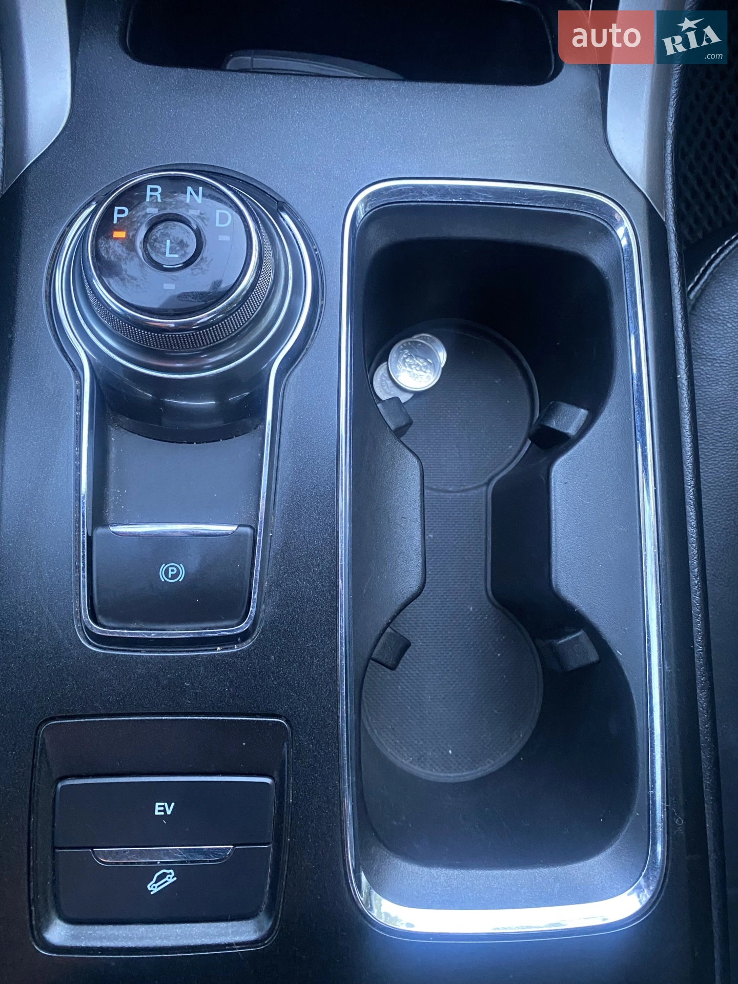 2016 Ford Fusion - мініатюра 26