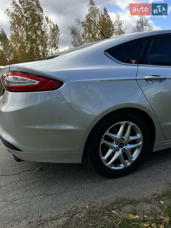Седан Ford Fusion 2013 в Броварах