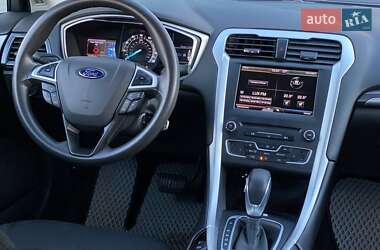 Седан Ford Fusion 2016 в Днепре