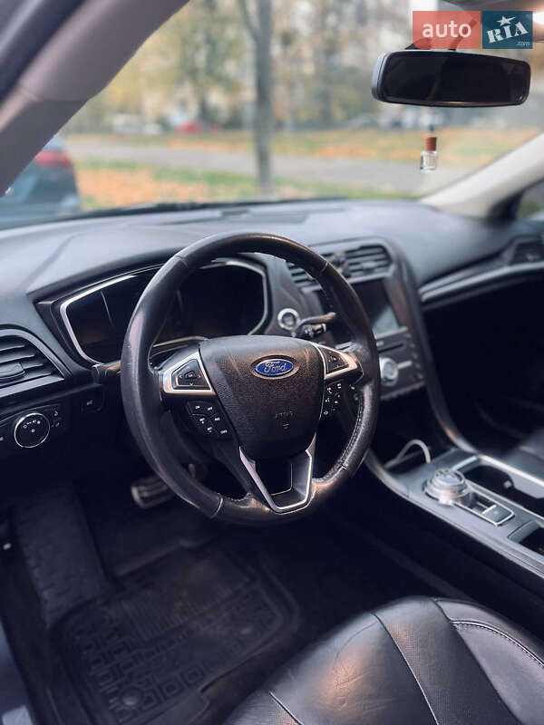 Седан Ford Fusion 2018 в Києві