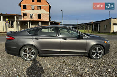 Седан Ford Fusion 2013 в Хусте