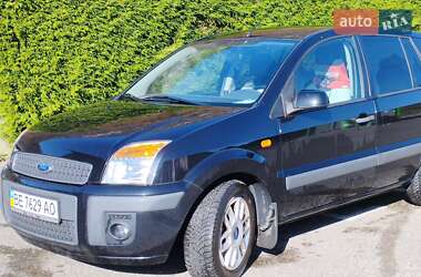 Хэтчбек Ford Fusion 2008 в 