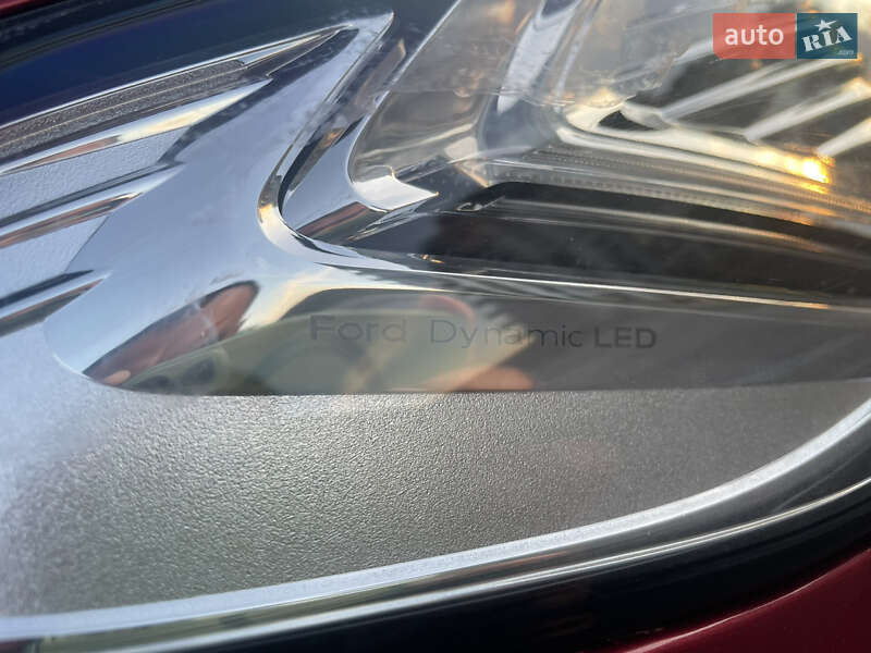 Седан Ford Fusion 2014 в Львове