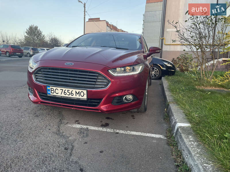 Седан Ford Fusion 2014 в Львове