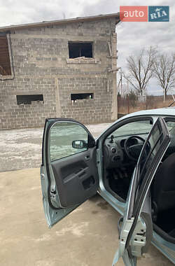 Хэтчбек Ford Fusion 2003 в Берегово