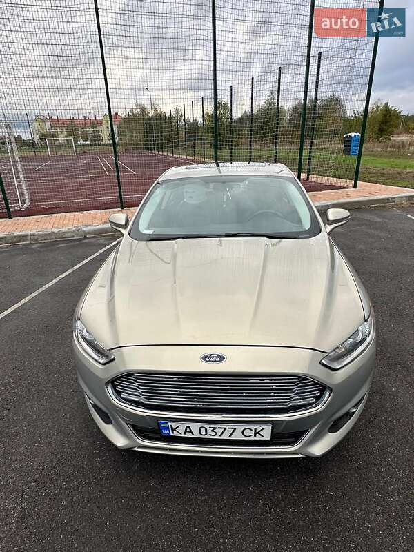 Седан Ford Fusion 2015 в Киеве