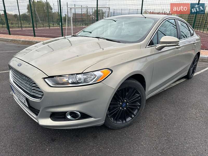 Седан Ford Fusion 2015 в Киеве