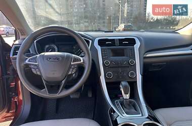 Седан Ford Fusion 2015 в Киеве