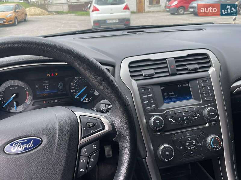 Седан Ford Fusion 2016 в Києві фото 8 Седан Ford Fusion 2016 в Києві