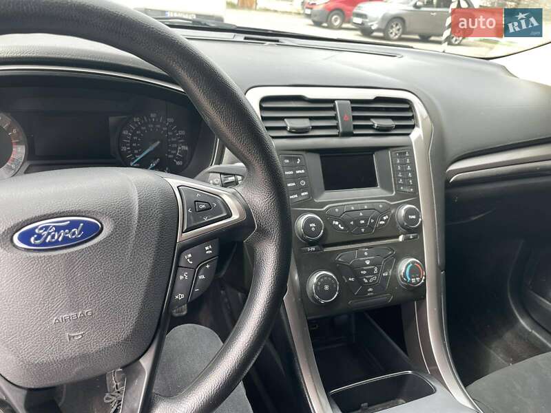 Седан Ford Fusion 2016 в Києві фото 15 Седан Ford Fusion 2016 в Києві