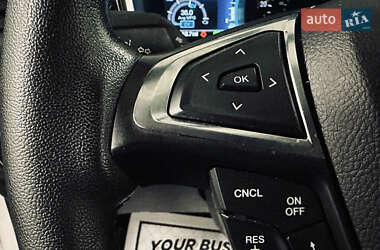 Седан Ford Fusion 2020 в 
