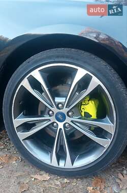Седан Ford Fusion 2020 в 