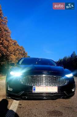 Седан Ford Fusion 2020 в 