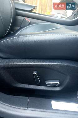 Седан Ford Fusion 2020 в 