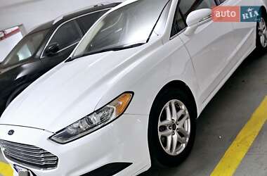 Седан Ford Fusion 2014 в Херсоні